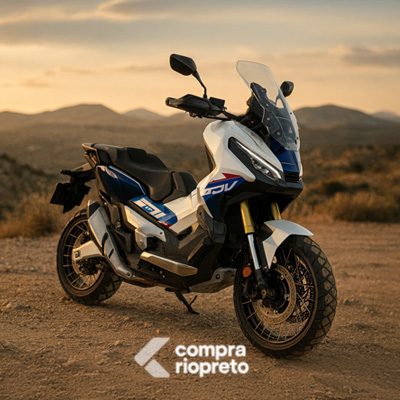 Praticidade urbana com toque aventureiro da Honda ADV 2026 em destaque na imagem! Honda ADV 2026