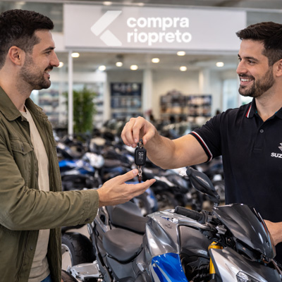 Opções para comprar moto com nome sujo e aprovação facilitada. comprar moto com nome sujo